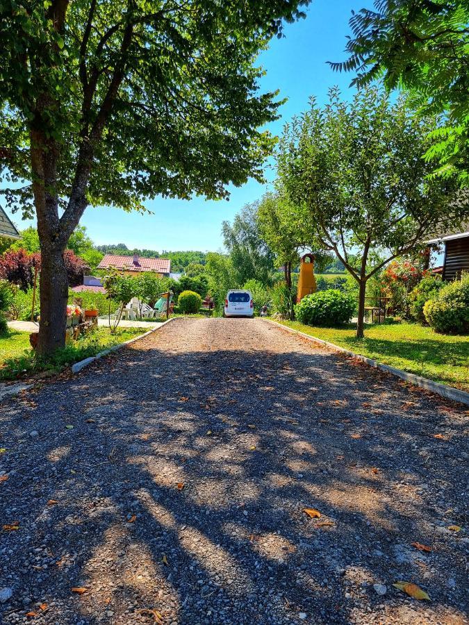 Guesthouse Mreznica- Mreznicka Idila Resort Galovic-Selo Bagian luar foto